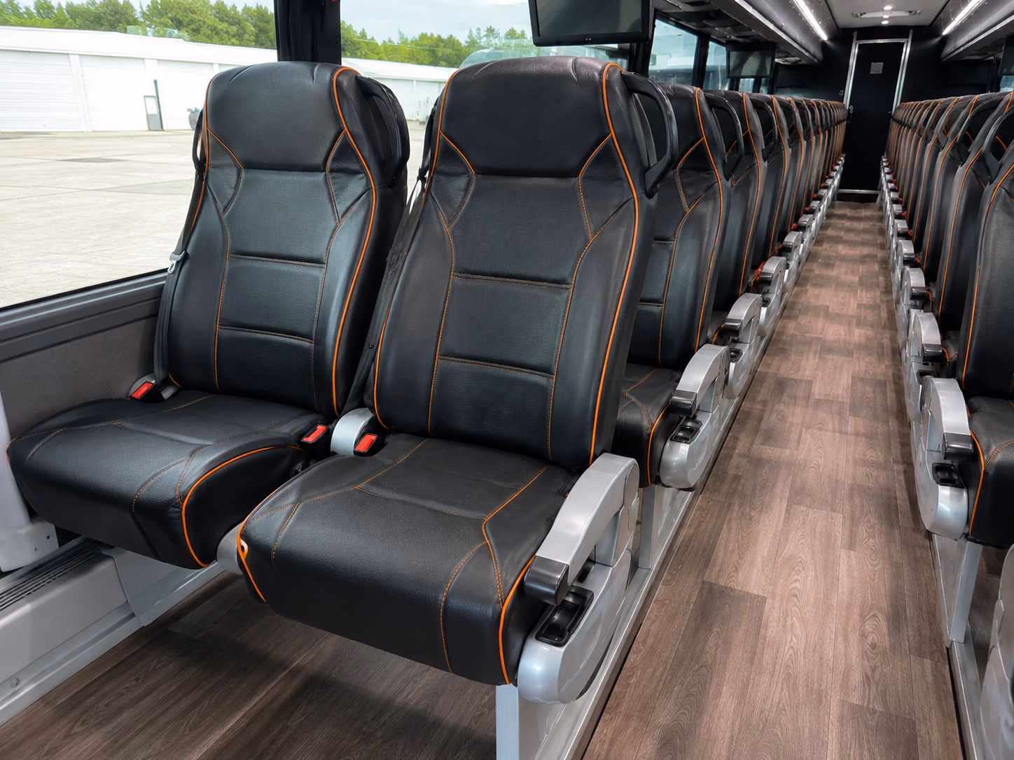 how the type of bus you choose changes the price in las vegas nevada